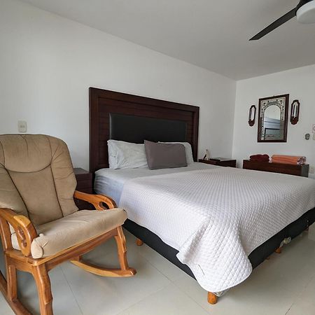 Villa Aurora Beautiful Beachfront Apartment Канкун Екстер'єр фото