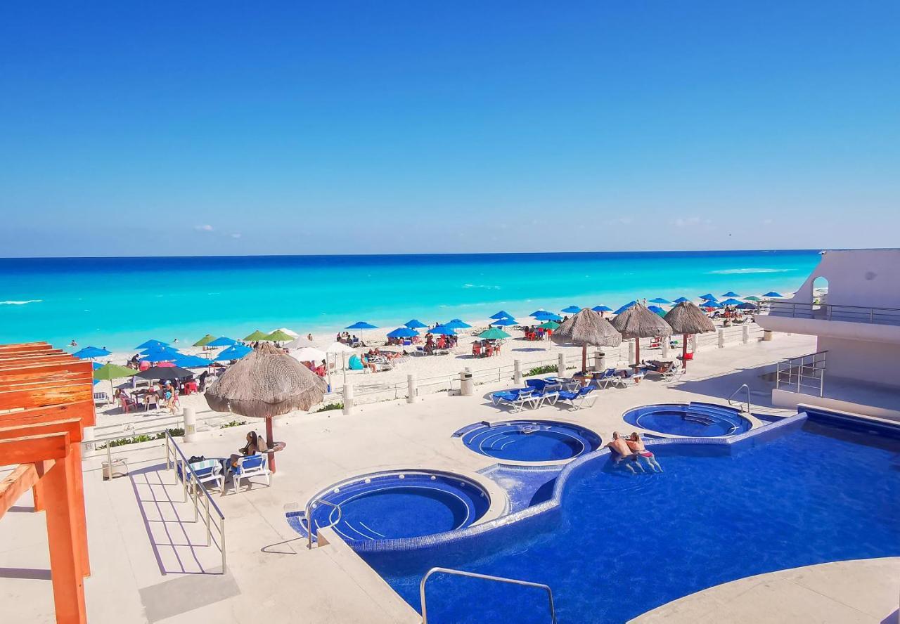 Villa Aurora Beautiful Beachfront Apartment Канкун Екстер'єр фото